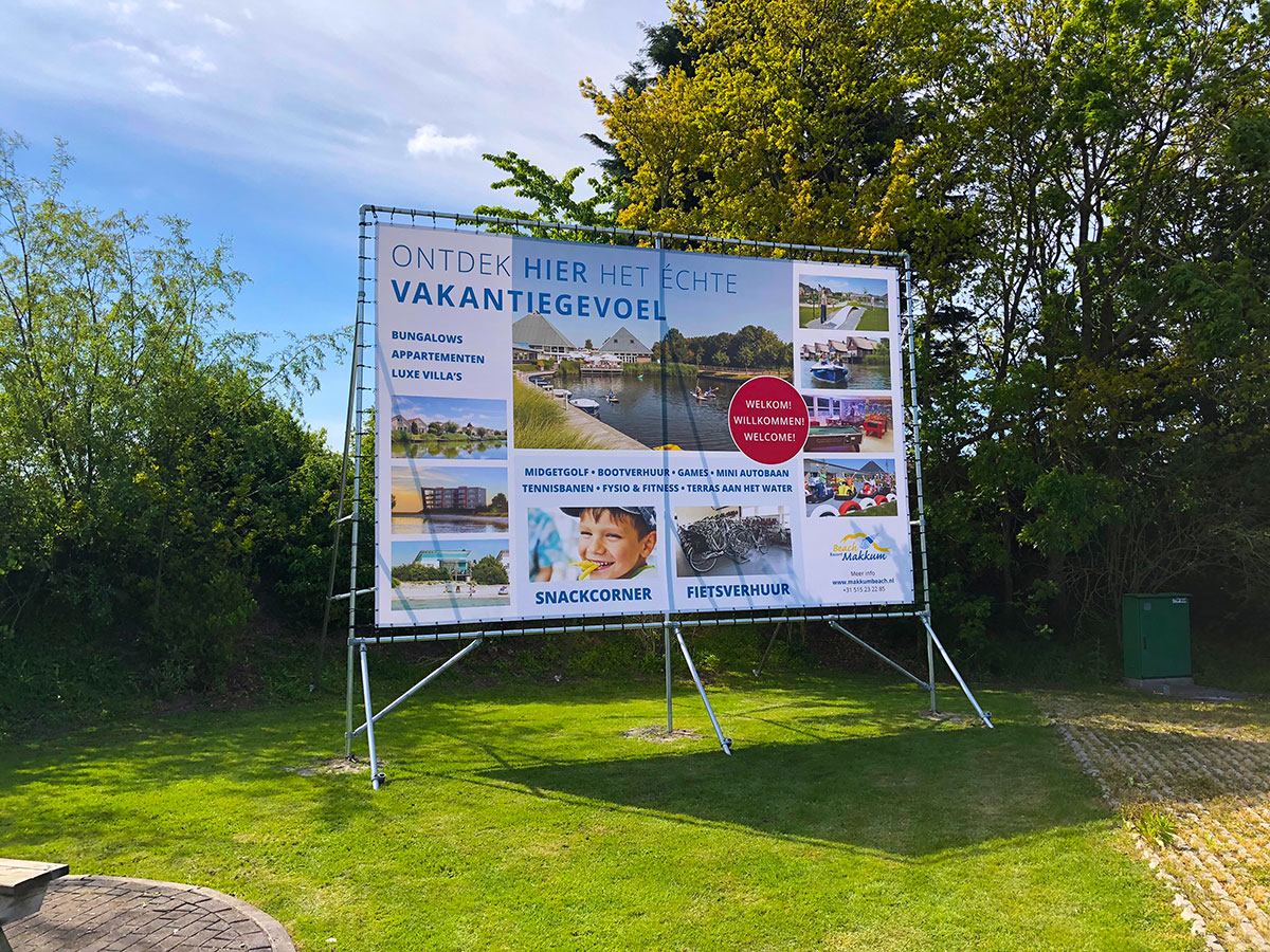 Bouwbord-Beachresort-Makkum